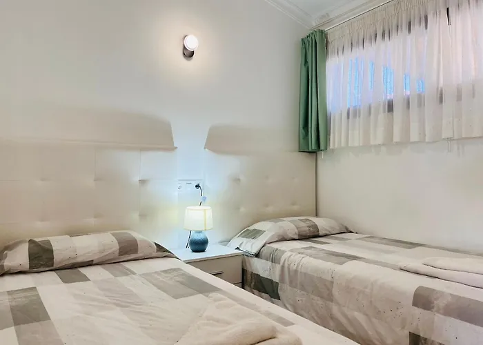 Santa Barbara Tropical By Alquiler De Sueno - 2 Private Terraces Holiday home